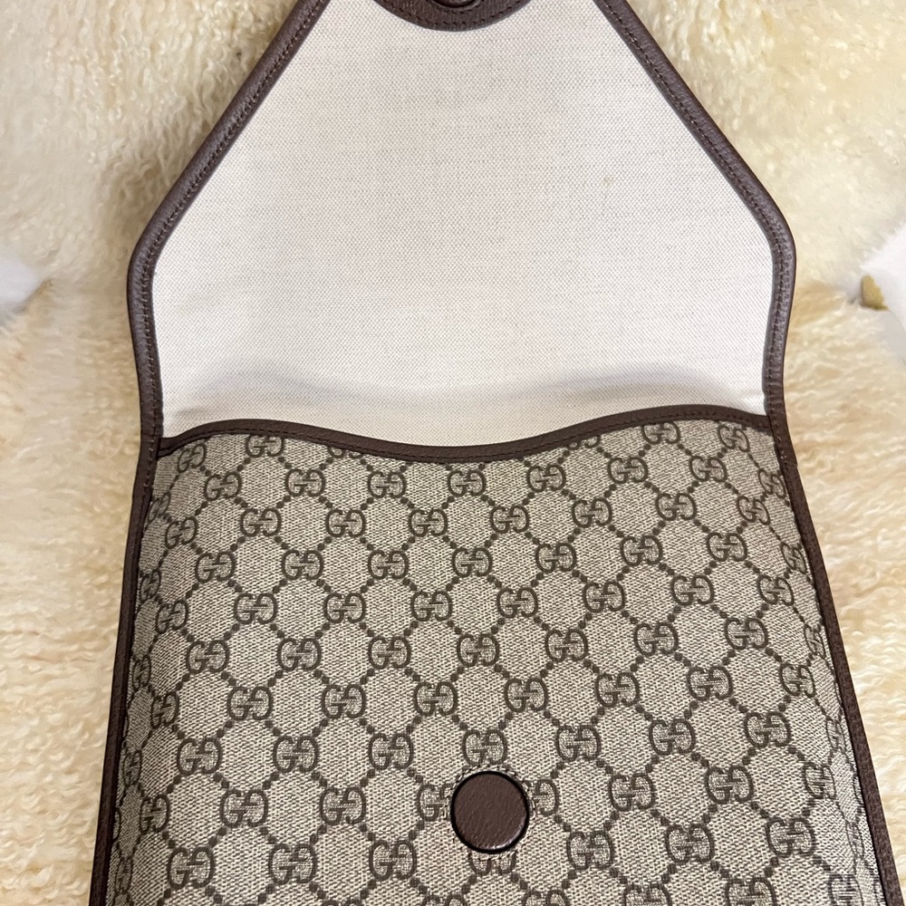 Gucci Neo Vintage GG Supreme Medium Messenger Bag *EUC* - Picture 9 of 16